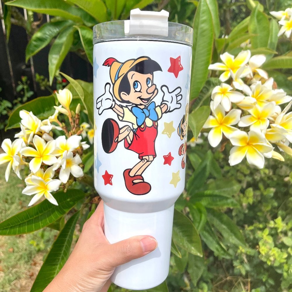 Disney Pinocchio 40 oz Tumbler/Water bottle/Mug with hand carry handle. …